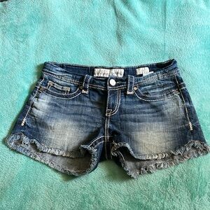 BKE shorts size 27 Payton
